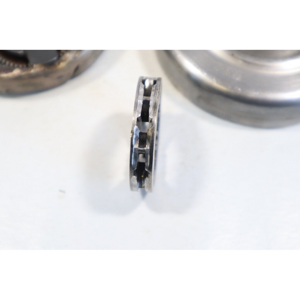 Genuine Clutch Assembly .325 7T Husqvarna 444 chainsaw 2 Genuine Clutch Assembly .325 7T Husqvarna 444 chainsaw 2