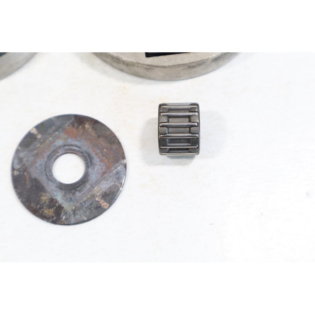 Genuine Clutch Assembly .325 7T Partner 500 chainsaw 1 Genuine Clutch Assembly .325 7T Partner 500 chainsaw 1