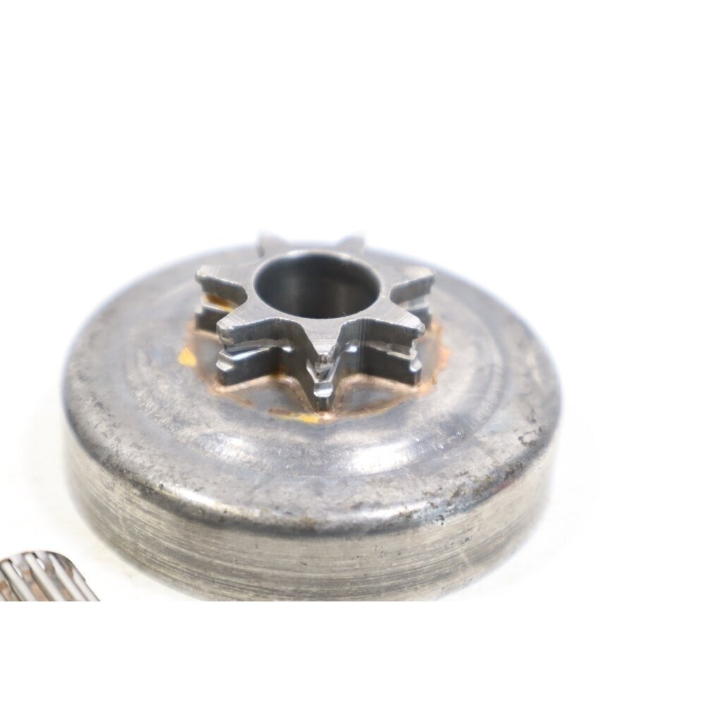 Genuine Clutch Assembly .325 8T Husqvarna 40 45 Jonsered 2041 2045 2050 Partner 400 410 450 460 490 510 chainsaw 6