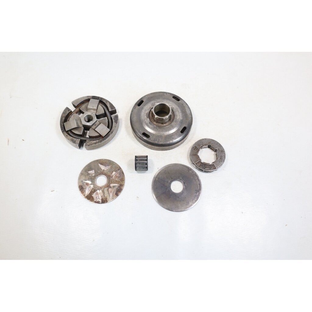 Genuine Clutch Assembly .325 8T Jonsered 525 chainsaw Genuine Clutch Assembly .325 8T Jonsered 525 chainsaw