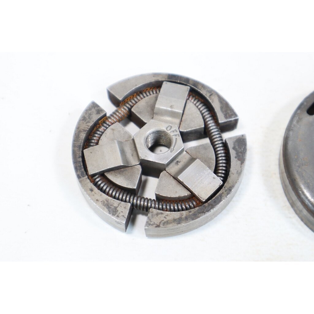 Genuine Clutch Assembly .325 8T Jonsered 525 chainsaw 4 Genuine Clutch Assembly .325 8T Jonsered 525 chainsaw 4