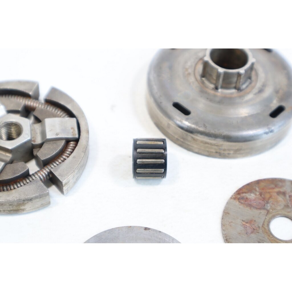 Genuine Clutch Assembly .325 Jonsered 455 chainsaw 2 Genuine Clutch Assembly .325 Jonsered 455 chainsaw 2