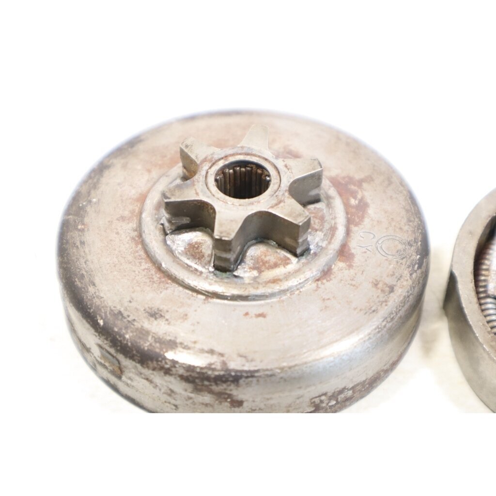 Genuine Clutch Assembly 3/8 6T STIGA SP355 ST S p A GD35 PS35 PS3816 chainsaw 1 Genuine Clutch Assembly 3/8 6T STIGA SP355 ST S p A GD35 PS35 PS3816 chainsaw 1