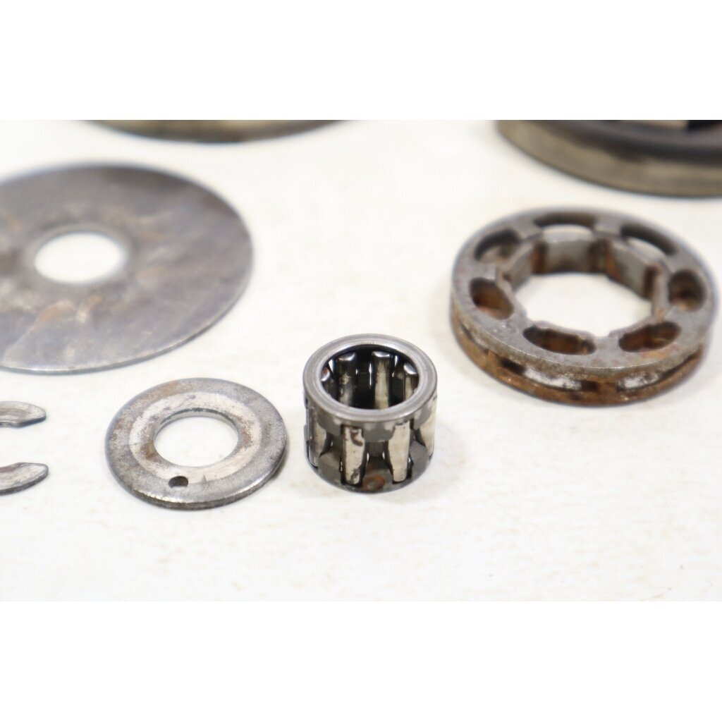Genuine Clutch Assembly 3/8" 7T Jonsered 2051 2054 2055 chainsaw 1 Genuine Clutch Assembly 3/8" 7T Jonsered 2051 2054 2055 chainsaw 1