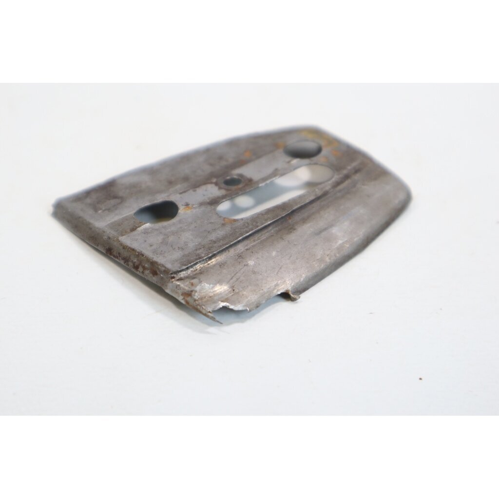 Genuine Cover Plate Husqvarna 340 345 346 350 353 357 359 Jonsered CS2141 CS2145 CS2150 CS2152 CS2153 CS2156 CS2159 chainsaw 503856601 1 Genuine Cover Plate Husqvarna 340 345 346 350 353 357 359 Jonsered CS2141 CS2145 CS2150 CS2152 CS2153 CS2156 CS2159 chainsaw 503856601 1