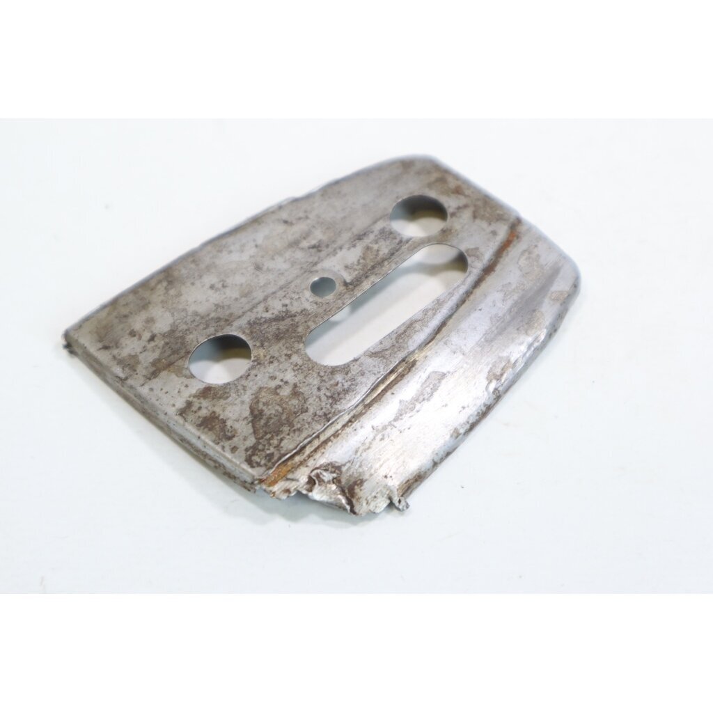 Genuine Cover Plate Husqvarna 340 345 346 350 353 357 359 Jonsered CS2141 CS2145 CS2150 CS2152 CS2153 CS2156 CS2159 chainsaw 503856601 1