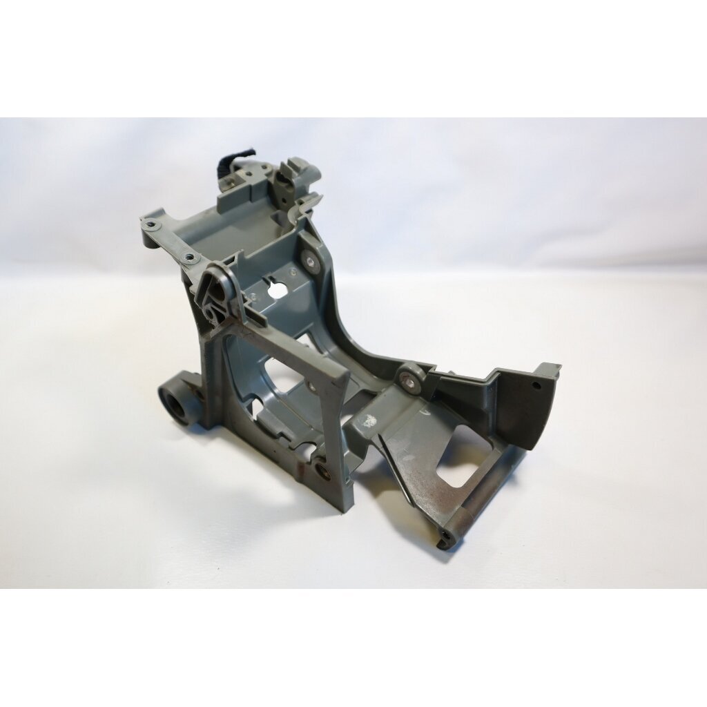 Genuine Crankcase Bracket Housing Ryobi RCS3540C chainsaw 5131001726 3 Genuine Crankcase Bracket Housing Ryobi RCS3540C chainsaw 5131001726 3