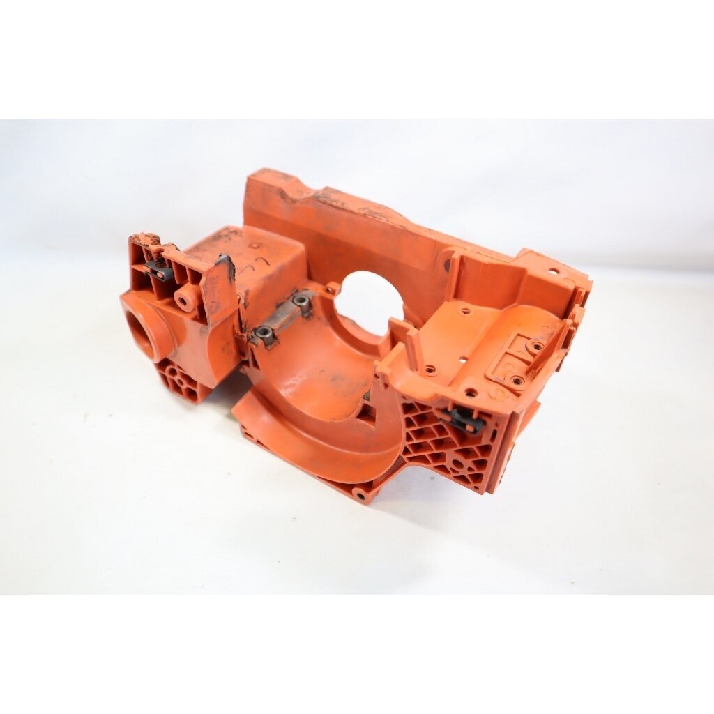 Genuine Crankcase Chassis Husqvarna 36 41 136 141 chainsaw 530069942 1