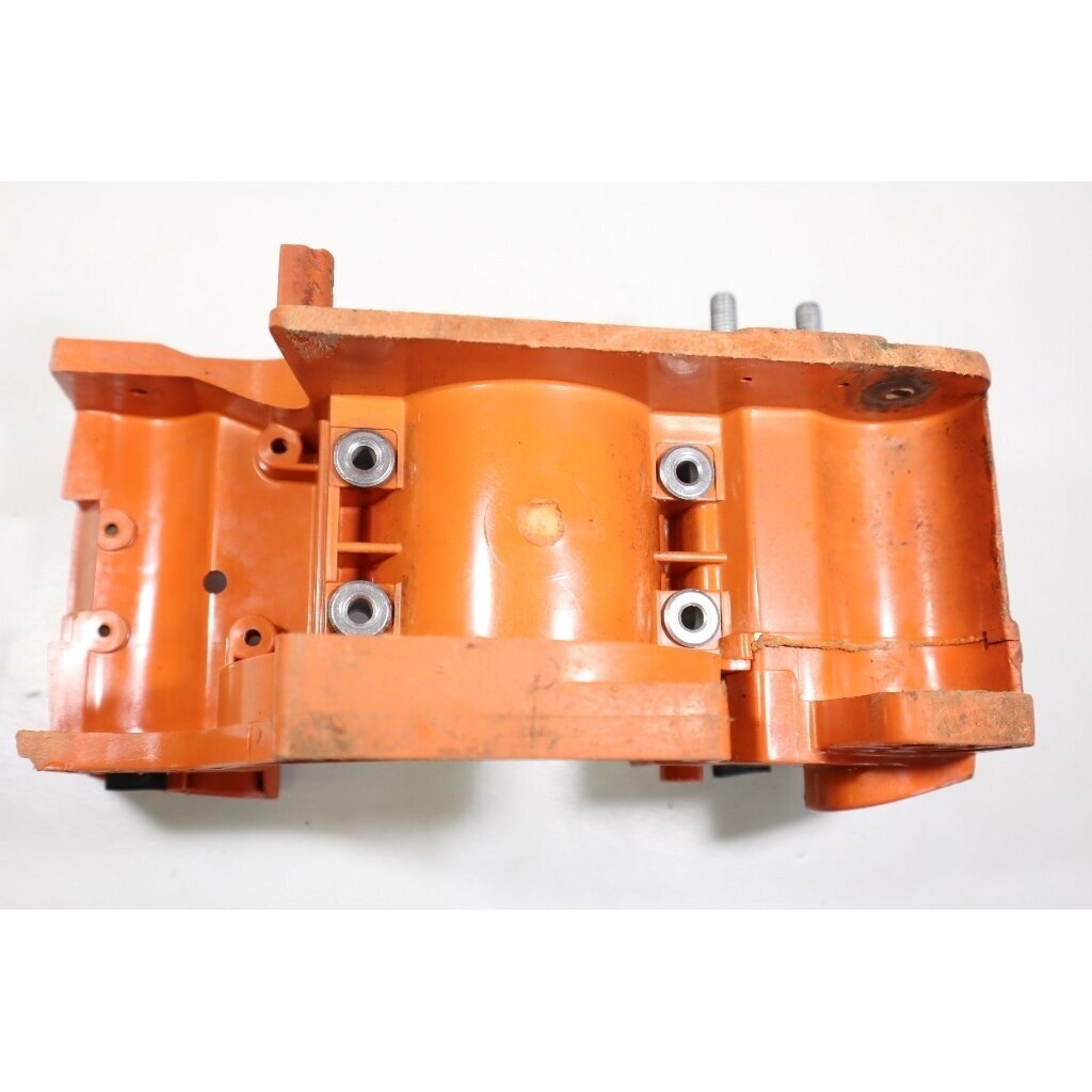 Genuine Crankcase Chassis Husqvarna 36 41 136 141 chainsaw 530069942 8 Genuine Crankcase Chassis Husqvarna 36 41 136 141 chainsaw 530069942 8