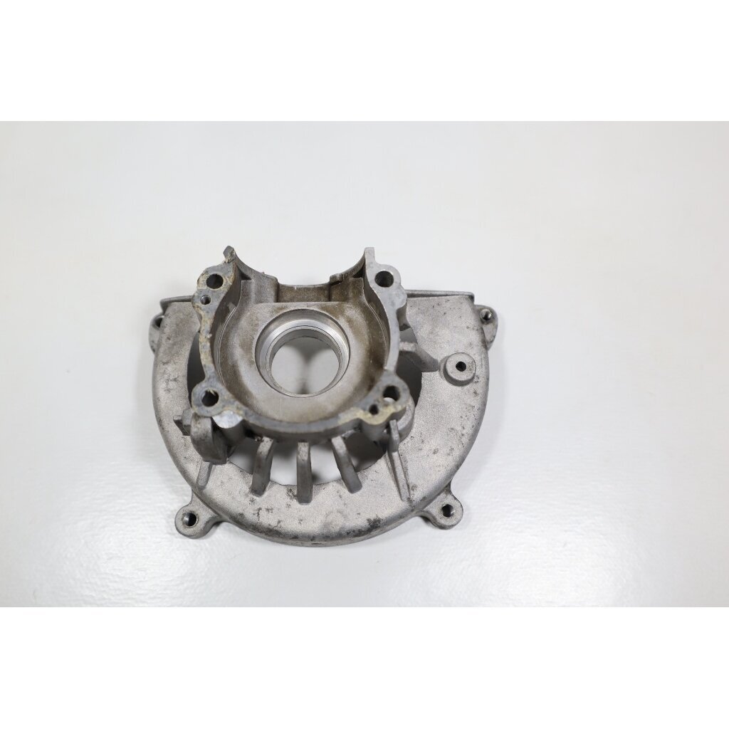 Genuine Crankcase Engine Housing Homelite HHT 2660 hedge trimmer 8 Genuine Crankcase Engine Housing Homelite HHT 2660 hedge trimmer 8