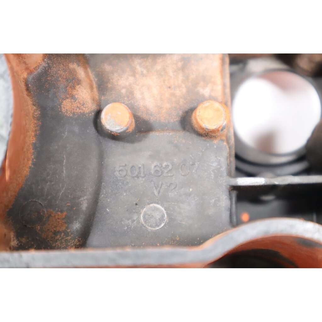 Genuine Crankcase Flywheel Side Husqvarna 242 246 42 238 chainsaw 501620502 10 Genuine Crankcase Flywheel Side Husqvarna 242 246 42 238 chainsaw 501620502 10