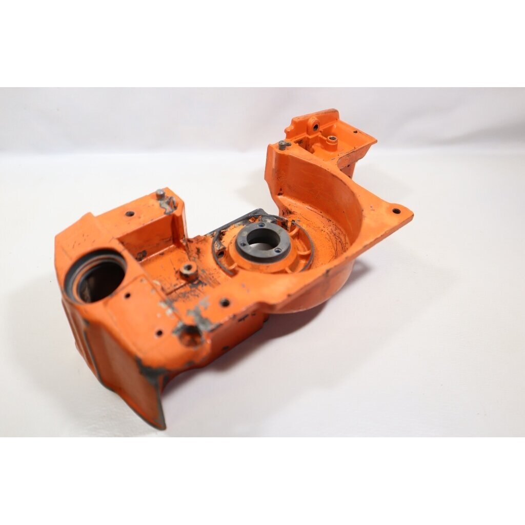 Genuine Crankcase Flywheel Side Husqvarna 242 246 42 238 chainsaw 501620502 1 Genuine Crankcase Flywheel Side Husqvarna 242 246 42 238 chainsaw 501620502 1