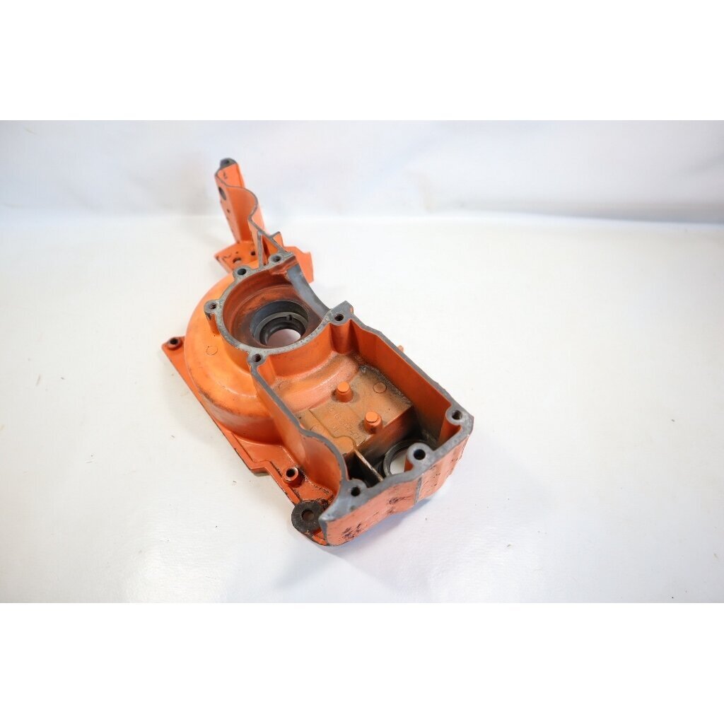 Genuine Crankcase Flywheel Side Husqvarna 242 246 42 238 chainsaw 501620502 7 Genuine Crankcase Flywheel Side Husqvarna 242 246 42 238 chainsaw 501620502 7