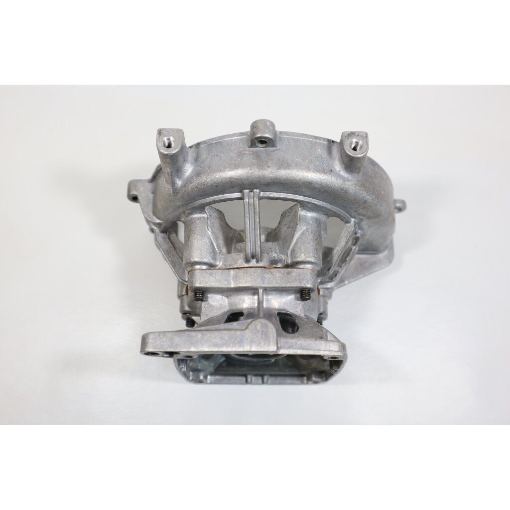 Genuine Crankcase Hitachi CG27EAS brushcutter 5 Genuine Crankcase Hitachi CG27EAS brushcutter 5