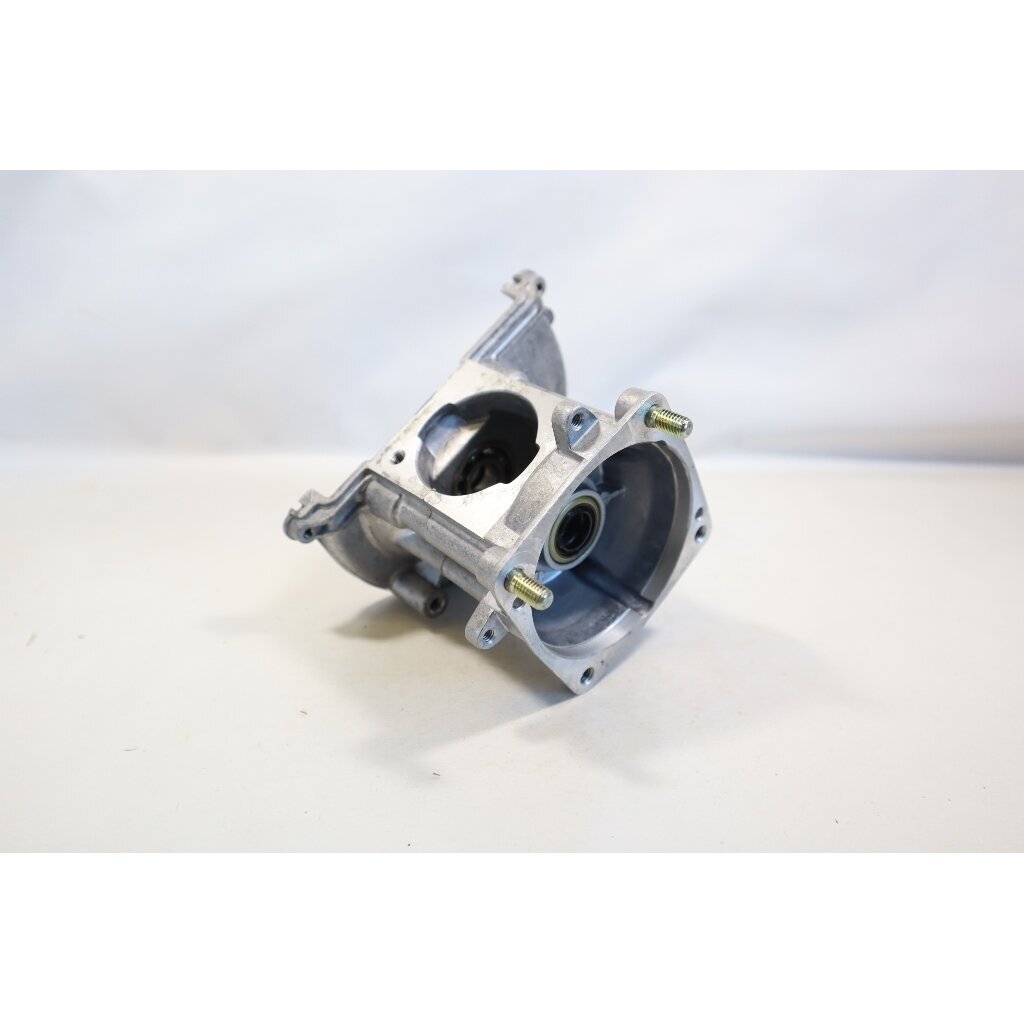Genuine Crankcase Hitachi CH 62EA3 CH 50EA3 hedge trimmer 6686574 2 Genuine Crankcase Hitachi CH 62EA3 CH 50EA3 hedge trimmer 6686574 2