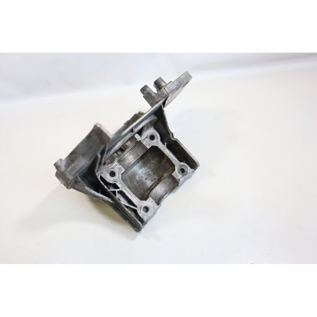 Genuine Crankcase Husqvarna 125R 128R Jonsered GT2125 GT2128 brushcutter 577929502 2