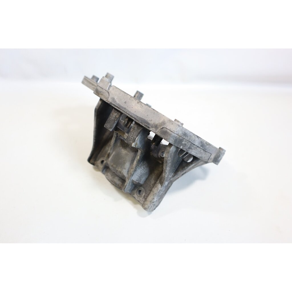 Genuine Crankcase Husqvarna 125R 128R Jonsered GT2125 GT2128 brushcutter 577929502 5