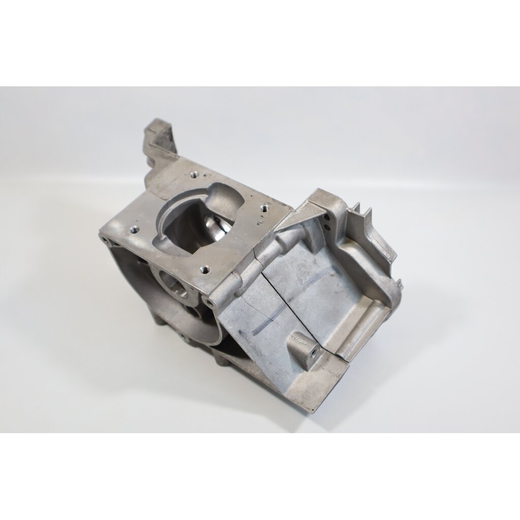 Genuine Crankcase Husqvarna 129 325 329 brushcutter 580446632 2