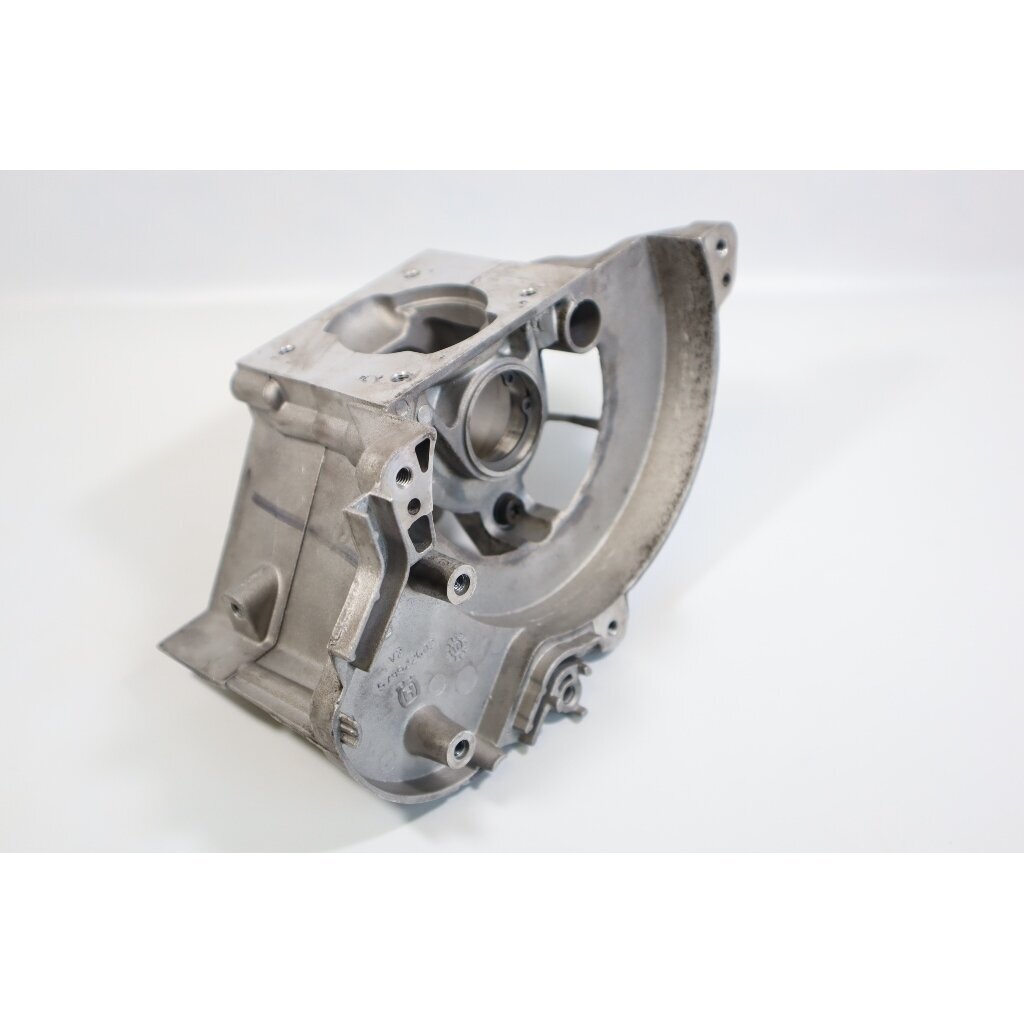 Genuine Crankcase Husqvarna 129 325 329 brushcutter 580446632 3 Genuine Crankcase Husqvarna 129 325 329 brushcutter 580446632 3