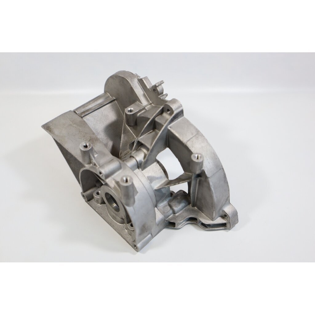 Genuine Crankcase Husqvarna 129 325 329 brushcutter 580446632 5