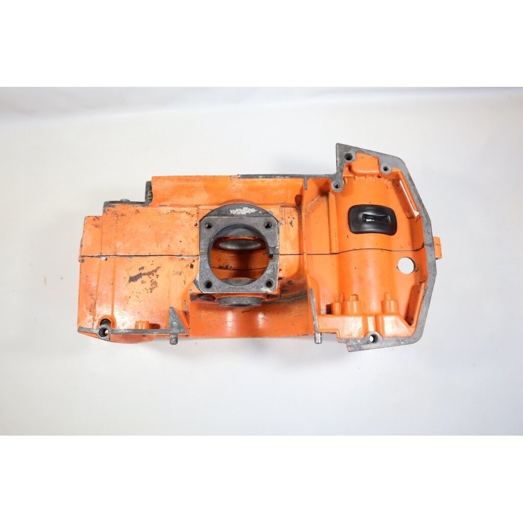 Genuine Crankcase Husqvarna 234 133 238 chainsaw 501620560 5 Genuine Crankcase Husqvarna 234 133 238 chainsaw 501620560 5