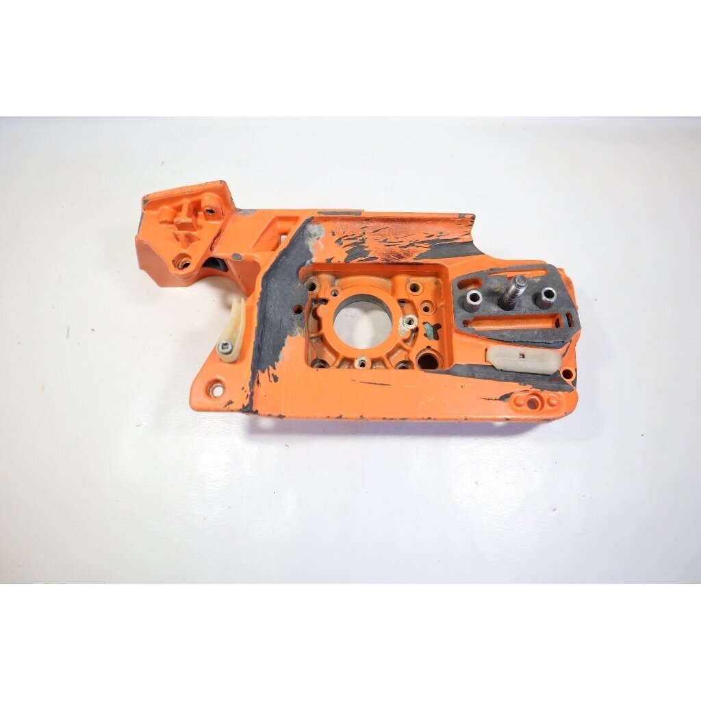Genuine Crankcase Husqvarna 234 133 238 chainsaw 501620560 7 Genuine Crankcase Husqvarna 234 133 238 chainsaw 501620560 7