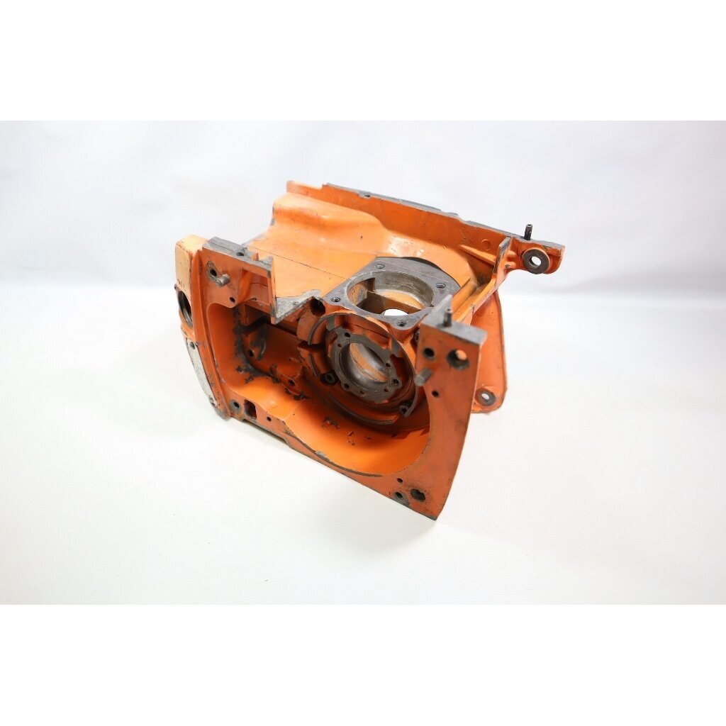 Genuine Crankcase Husqvarna 240S 240SE 240SG chainsaw 501497302 1 Genuine Crankcase Husqvarna 240S 240SE 240SG chainsaw 501497302 1