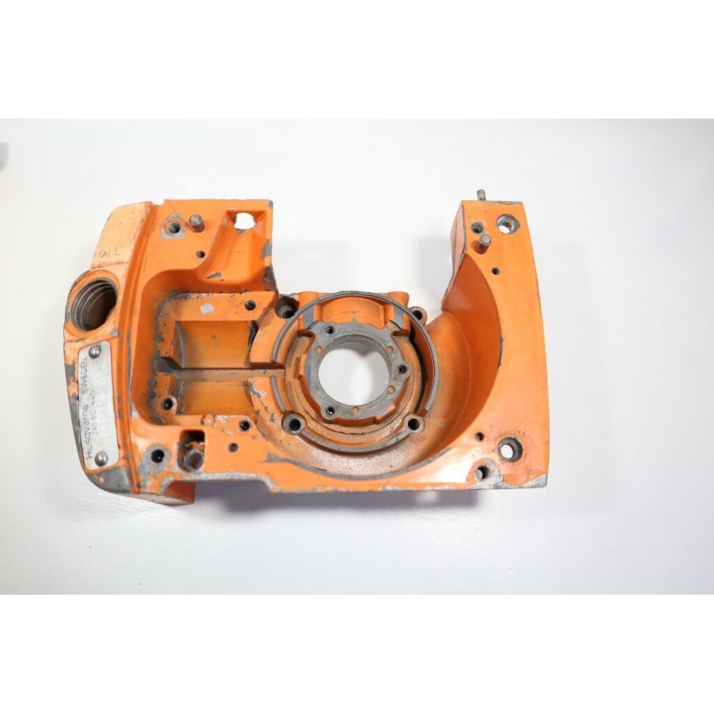 Genuine Crankcase Husqvarna 240S 240SE 240SG chainsaw 501497302 8 Genuine Crankcase Husqvarna 240S 240SE 240SG chainsaw 501497302 8