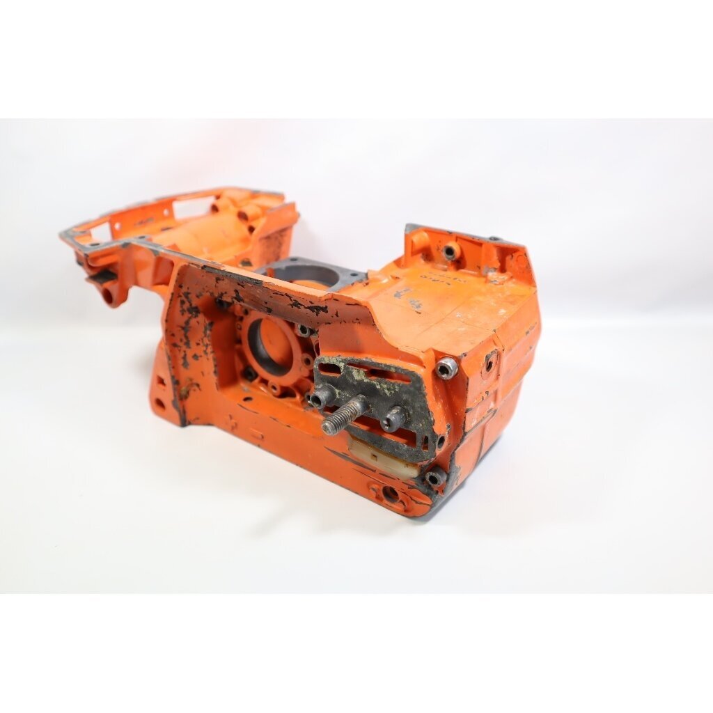 Genuine Crankcase Husqvarna 242 246 42 238 chainsaw 501620502 3 Genuine Crankcase Husqvarna 242 246 42 238 chainsaw 501620502 3
