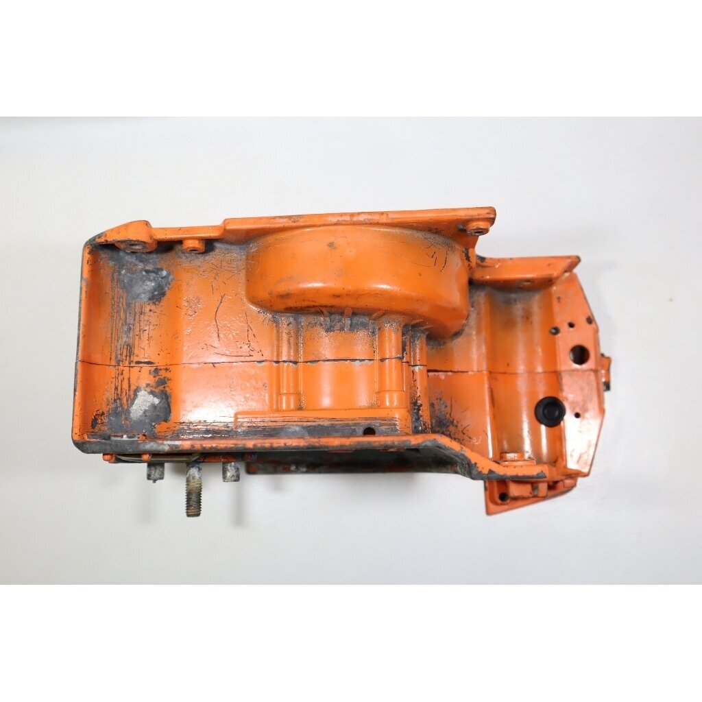 Genuine Crankcase Husqvarna 242 246 42 238 chainsaw 501620570 4 Genuine Crankcase Husqvarna 242 246 42 238 chainsaw 501620570 4
