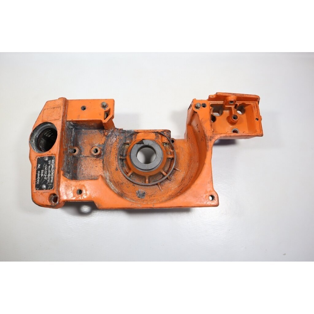 Genuine Crankcase Husqvarna 242 246 42 238 chainsaw 501620570 6 Genuine Crankcase Husqvarna 242 246 42 238 chainsaw 501620570 6