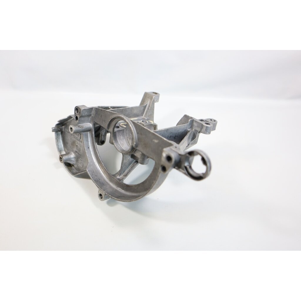 Genuine Crankcase Husqvarna 325Cx 322R 322C 323R 323C 326RX Jonsered GT2125 trimmer 537041101 3 Genuine Crankcase Husqvarna 325Cx 322R 322C 323R 323C 326RX Jonsered GT2125 trimmer 537041101 3