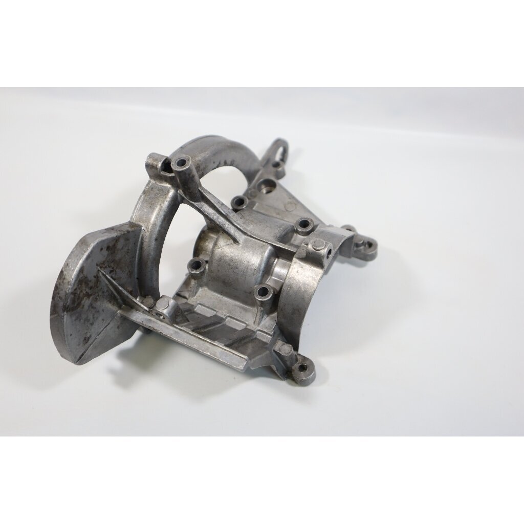 Genuine Crankcase Husqvarna 325Cx 322R 322C 323R 323C 326RX Jonsered GT2125 trimmer 537041101 5 Genuine Crankcase Husqvarna 325Cx 322R 322C 323R 323C 326RX Jonsered GT2125 trimmer 537041101 5