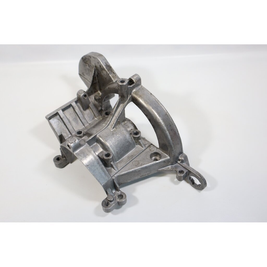 Genuine Crankcase Husqvarna 325Cx 322R 322C 323R 323C 326RX Jonsered GT2125 trimmer 537041101 6 Genuine Crankcase Husqvarna 325Cx 322R 322C 323R 323C 326RX Jonsered GT2125 trimmer 537041101 6