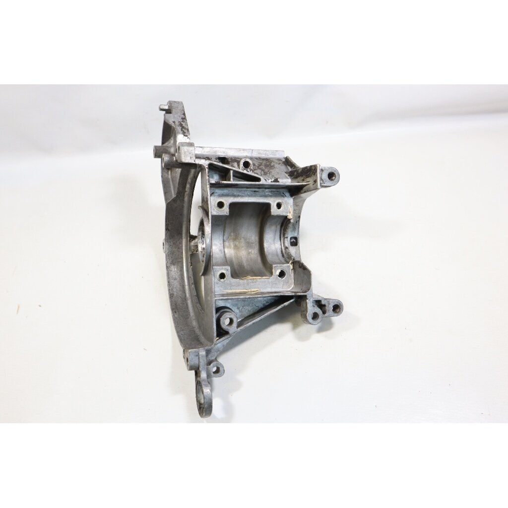 Genuine Crankcase Husqvarna 325Cx 322R 322C 323R 323C 326RX Jonsered GT2125 trimmer 537041102 1 Genuine Crankcase Husqvarna 325Cx 322R 322C 323R 323C 326RX Jonsered GT2125 trimmer 537041102 1