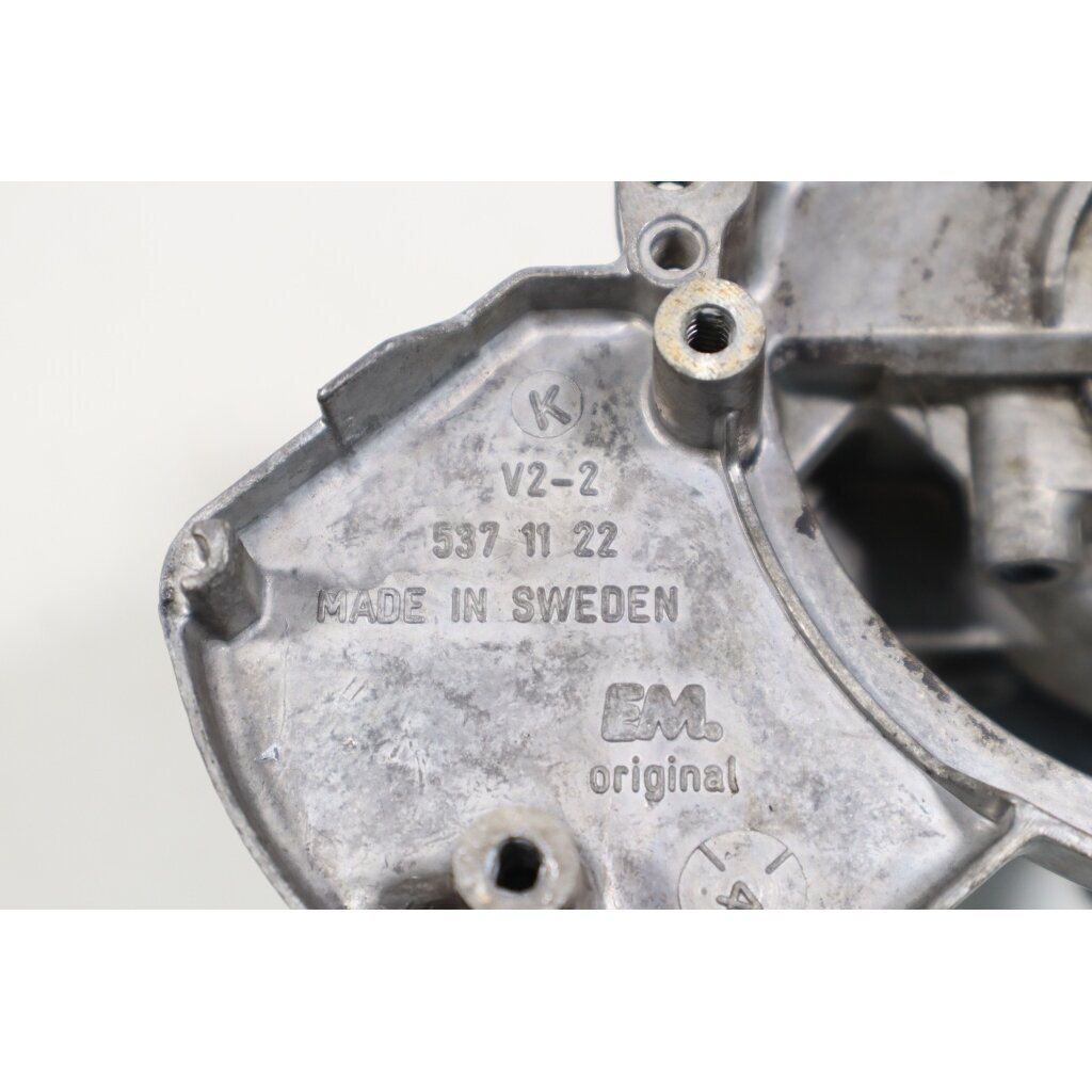Genuine Crankcase Husqvarna 325Cx 322R 322C 323R 323C 326RX Jonsered GT2125 trimmer 537041102 9 Genuine Crankcase Husqvarna 325Cx 322R 322C 323R 323C 326RX Jonsered GT2125 trimmer 537041102 9