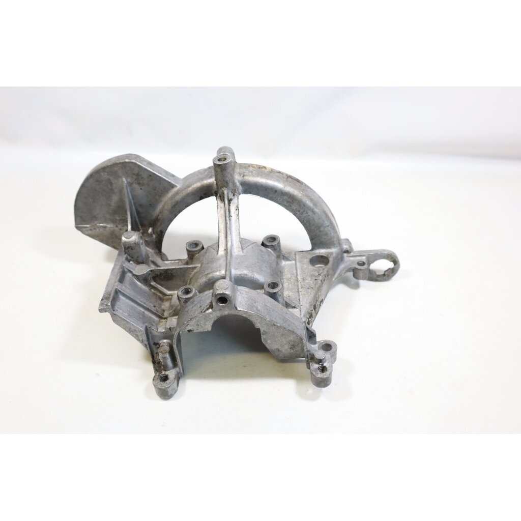 Genuine Crankcase Husqvarna 325Cx 322R 322C 323R 323C 326RX Jonsered GT2125 trimmer 537041102 4 Genuine Crankcase Husqvarna 325Cx 322R 322C 323R 323C 326RX Jonsered GT2125 trimmer 537041102 4