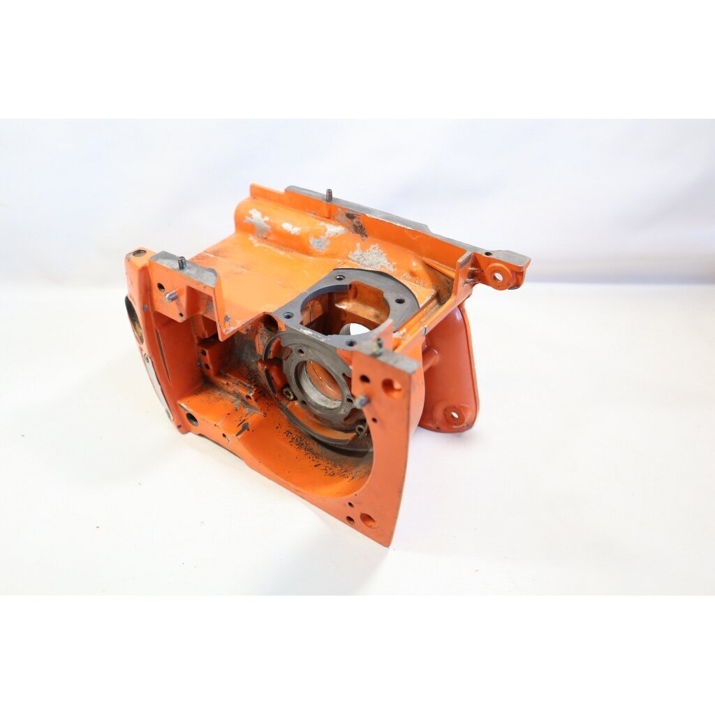 Genuine Crankcase Husqvarna 444 chainsaw 501661060 1 Genuine Crankcase Husqvarna 444 chainsaw 501661060 1