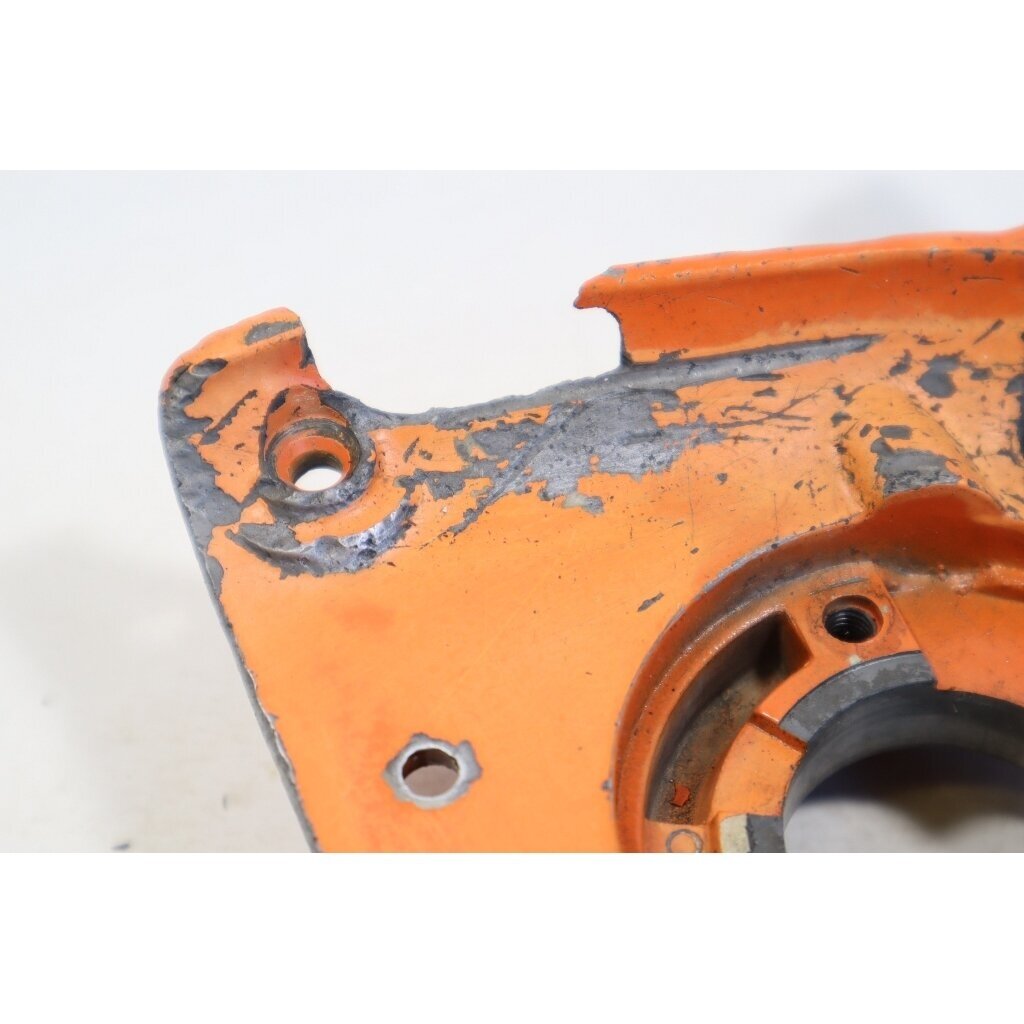 Genuine Crankcase Husqvarna 444 chainsaw 501661060 10 Genuine Crankcase Husqvarna 444 chainsaw 501661060 10