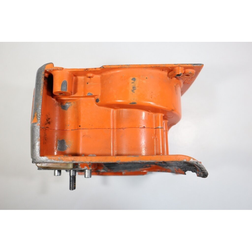 Genuine Crankcase Husqvarna 444 chainsaw 501661060 5
