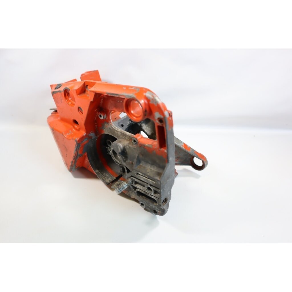 Genuine Crankcase Jobu LP6B LP6BV chainsaw 3 Genuine Crankcase Jobu LP6B LP6BV chainsaw 3