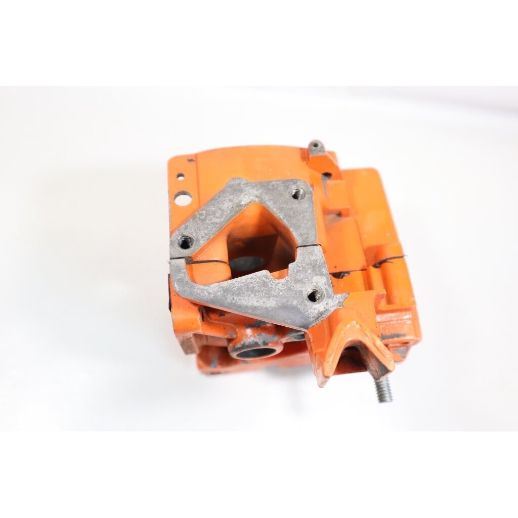 Genuine Crankcase Jobu SL31 chainsaw 4