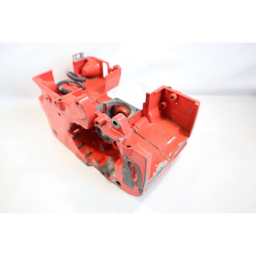 Genuine Crankcase Jonsered 410 chainsaw 4440032 3 Genuine Crankcase Jonsered 410 chainsaw 4440032 3