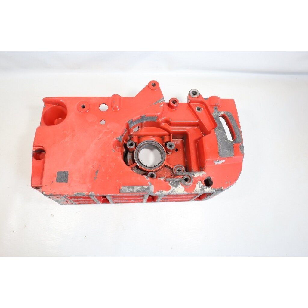 Genuine Crankcase Jonsered 410 chainsaw 4440032 6 Genuine Crankcase Jonsered 410 chainsaw 4440032 6