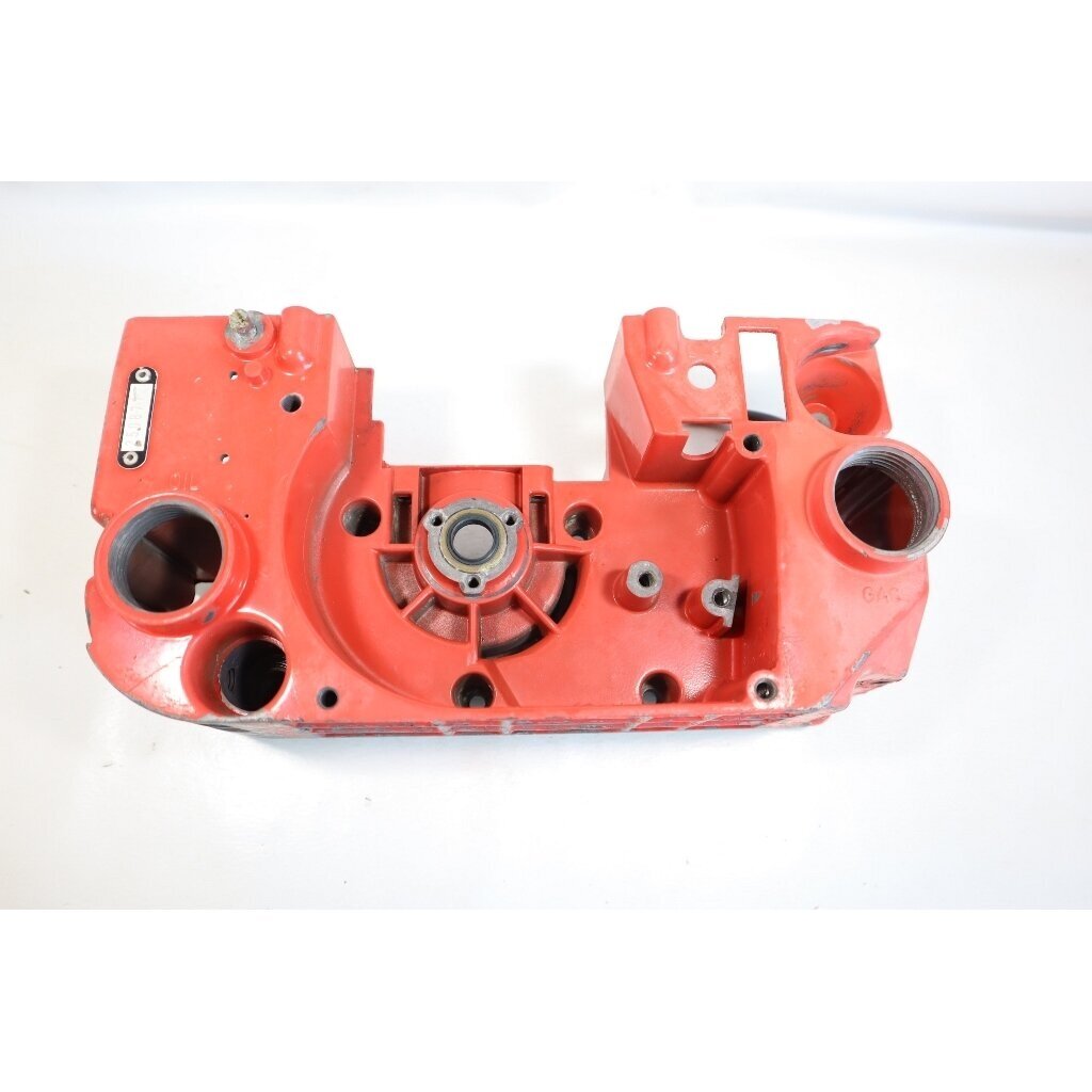 Genuine Crankcase Jonsered 410 chainsaw 4440032 8