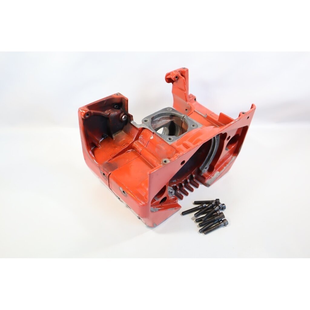 Genuine Crankcase Jonsered RS45 RS40 RS51 RS52 brushcutter 502088103 Genuine Crankcase Jonsered RS45 RS40 RS51 RS52 brushcutter 502088103