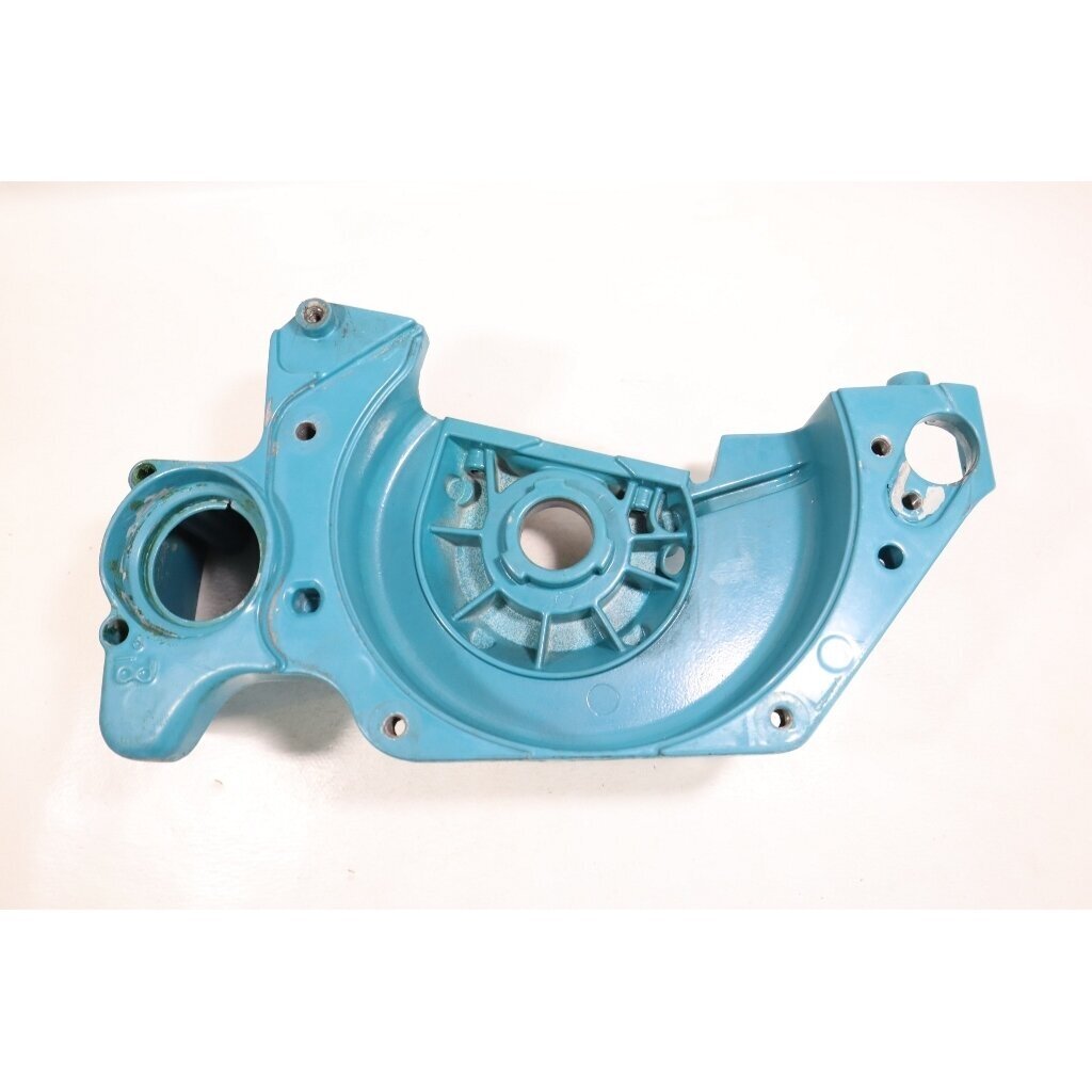 Genuine Crankcase Makita EA4300F chainsaw 195-111-161, 195-111-112 6 Genuine Crankcase Makita EA4300F chainsaw 195-111-161, 195-111-112 6