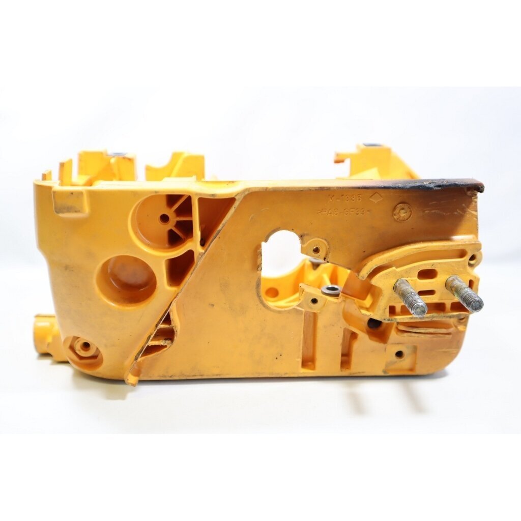 Genuine Crankcase McCULLOCH 436 441 442 Partner 351 352 370 371 390 391 401 420 chainsaw 530056596 4 Genuine Crankcase McCULLOCH 436 441 442 Partner 351 352 370 371 390 391 401 420 chainsaw 530056596 4