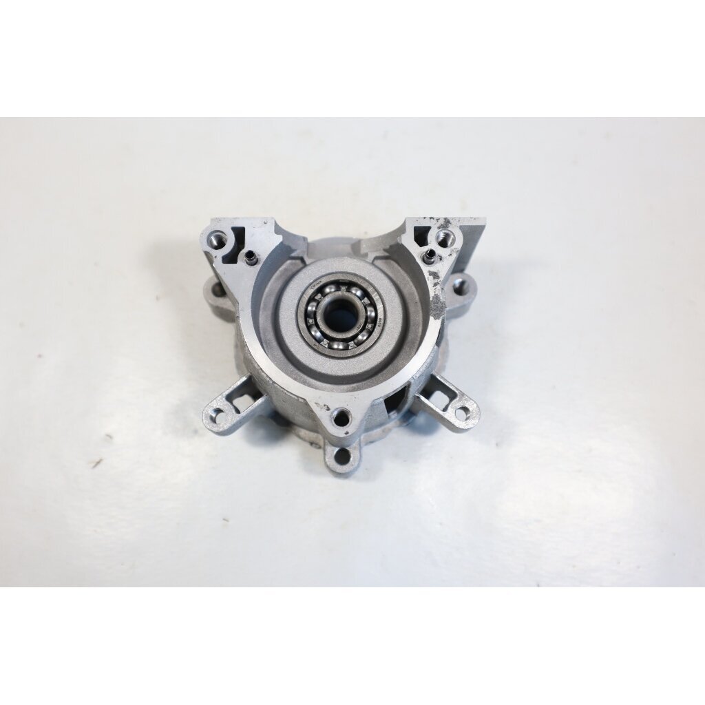 Genuine Crankcase McCULLOCH 6028 4528 Husqvarna 122HD45 122HD60 Jonsered HT2218 HT2223 hedge trimmer 577669901 9