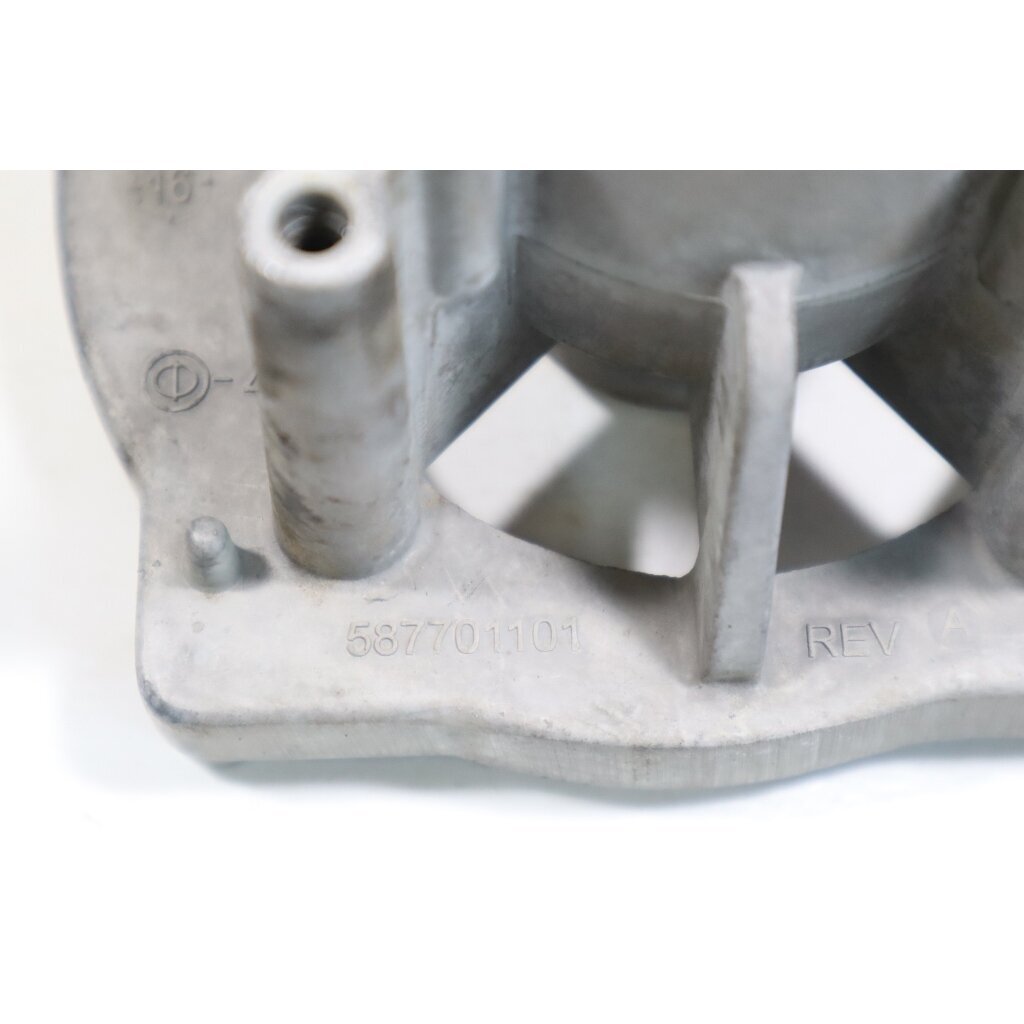 Genuine Crankcase McCULLOCH GBV325 blower 587701101 7